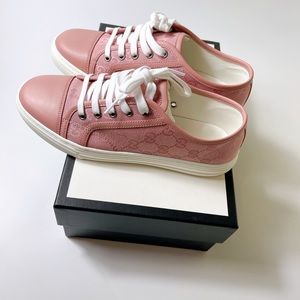 NWT Gucci shoes pink nude